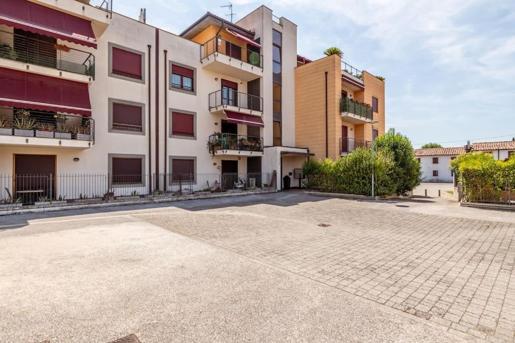 Apartament Grace'S House Piza Zewnętrze zdjęcie