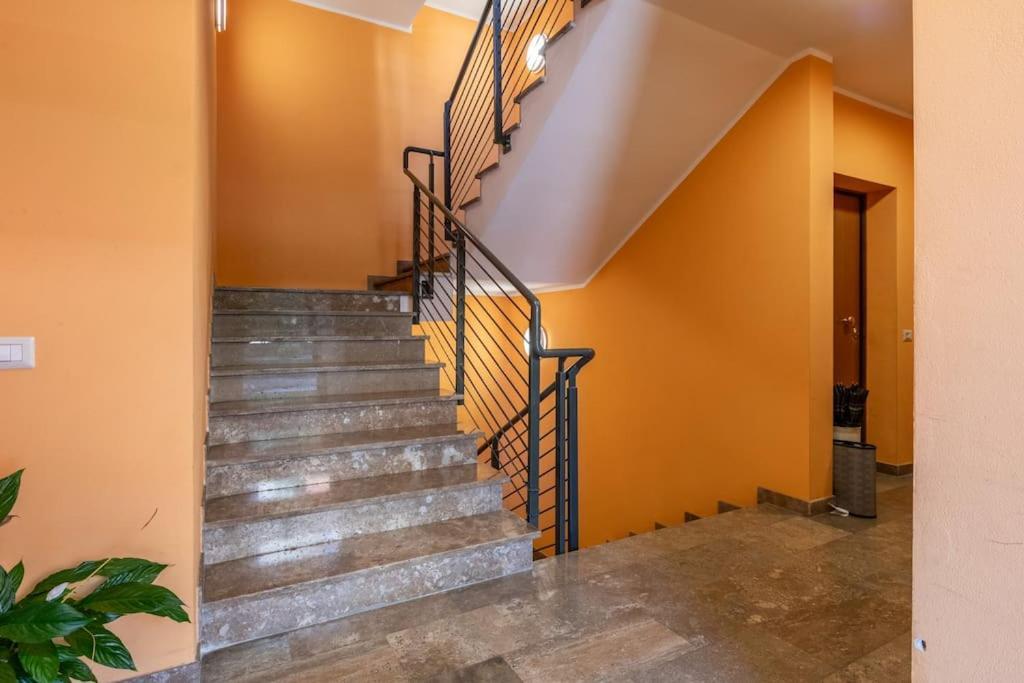 Apartament Grace'S House Piza Zewnętrze zdjęcie